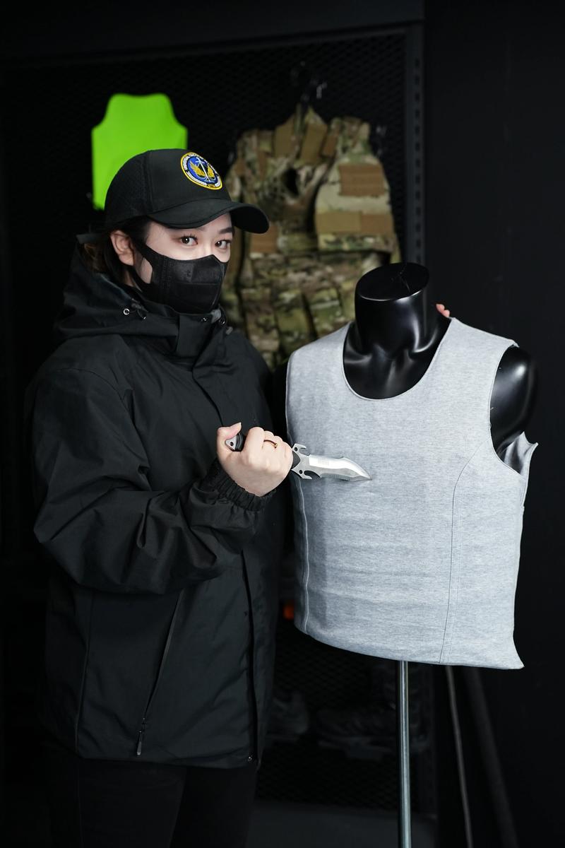 防刺服